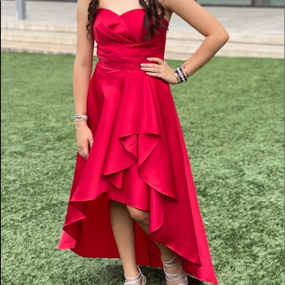 Homecoming dress, worn only once, great condition - Picture 4 of 7